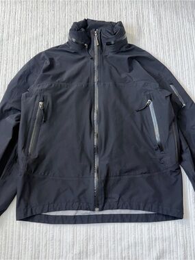 Vintage MEC Men’s Goretex Waterproof Outdoor Jacket | Size M